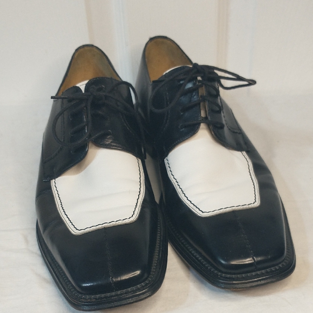 Johnston & Murphy Size 9 Black and White Leather Oxfords EUC. (H&J) - Picture 2 of 10